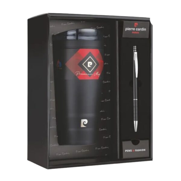 The Pierre Cardin Milord Set with the bottle and ball pen.